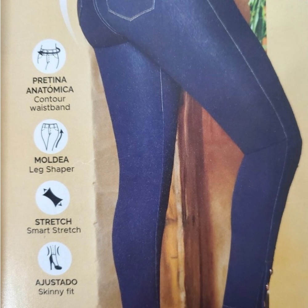 Women’s Skinny Jeans in Dark Indigo - Classic Stretch Fit Colombian brand